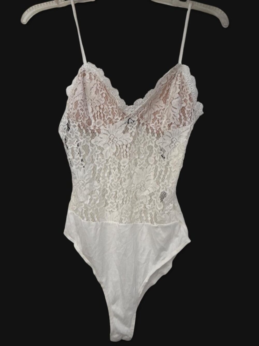 NEW White lace bodysuit with floral design #lace #floral
